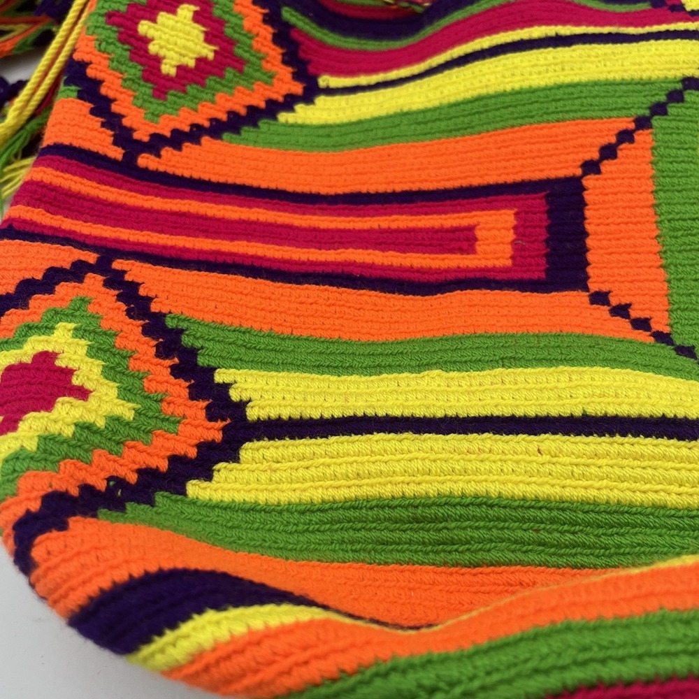 Vibrant Colorful Mochila Wayuu Handbag Purse Handmade Original Unique Boho Fun - Picture 13 of 16